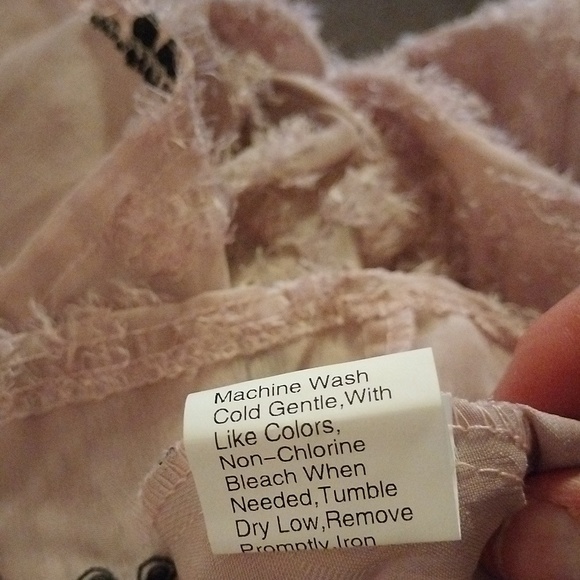 Shein Pink Polyester Blouse with Daisy Flowers. Size Small - Picture 13 of 13